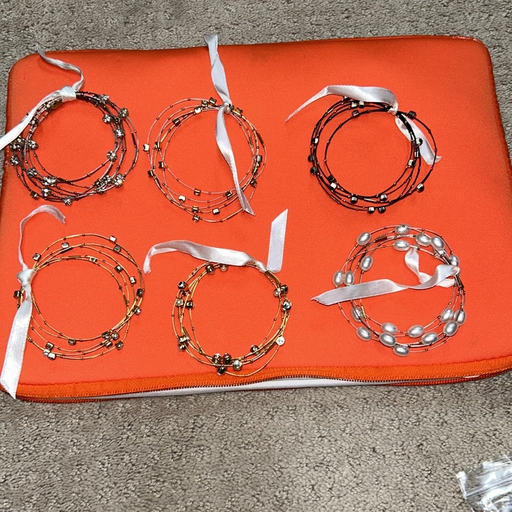 Bracelets - Picture 3 of 3